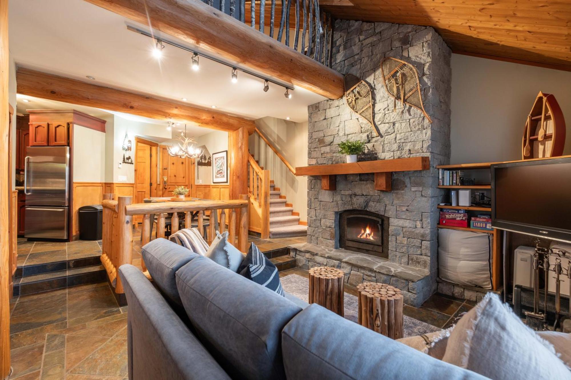 Rainbow By Outpost Whistler Vila Exterior foto