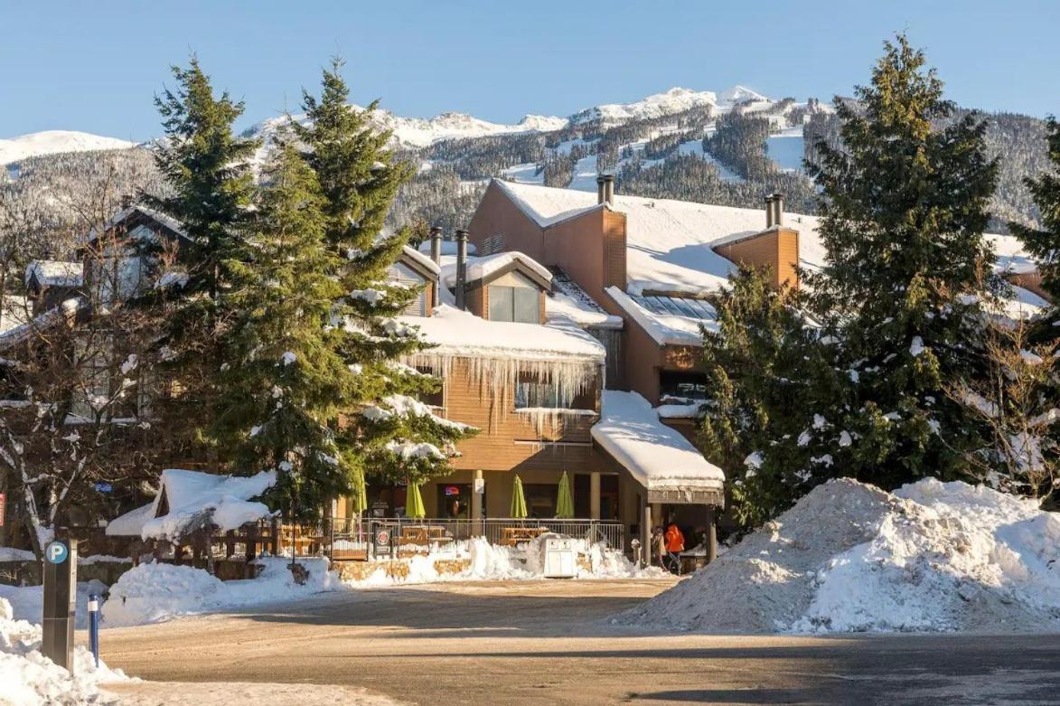 Rainbow By Outpost Whistler Vila Exterior foto